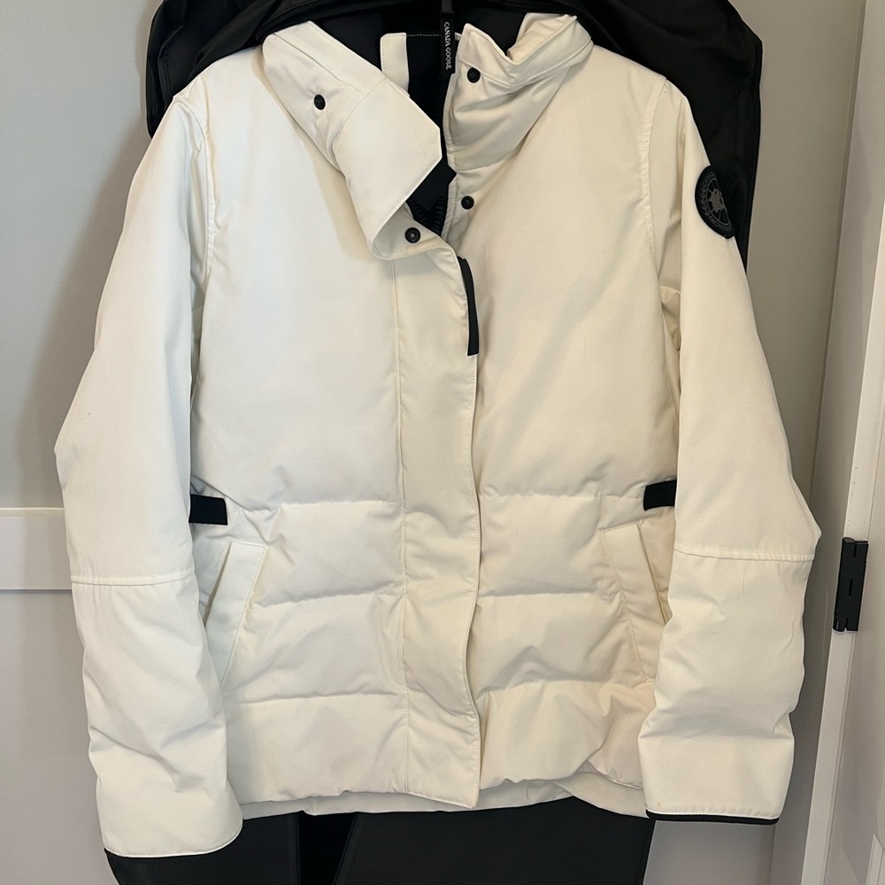 Canada Goose Lyndale Parka Black Label - White